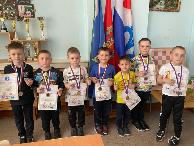 Победа в турнире "Веселая шашка" Победа в турнире "Веселая шашка".